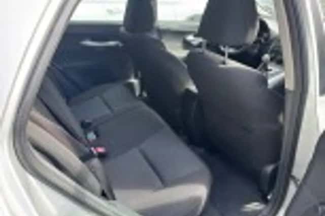 Toyota Auris (2012) thumbnail 38