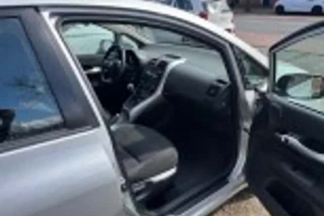 Toyota Auris (2012) thumbnail 39