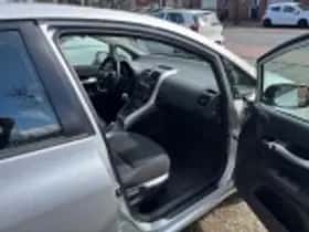 Toyota Auris thumbnail 39