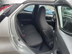 Toyota Aygo thumbnail 16