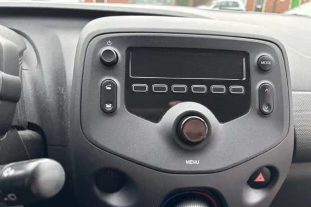 Toyota Aygo (2018) thumbnail 21