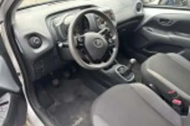 Toyota Aygo (2018) thumbnail 28