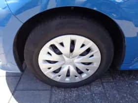 Toyota Yaris thumbnail 26