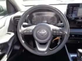 Toyota Yaris thumbnail 42