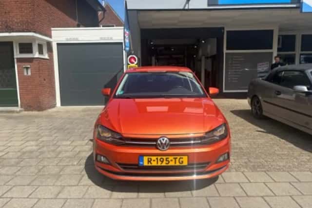 Volkswagen Polo (2018) thumbnail 3