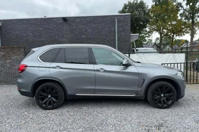 BMW X5 (2015) thumbnail 3