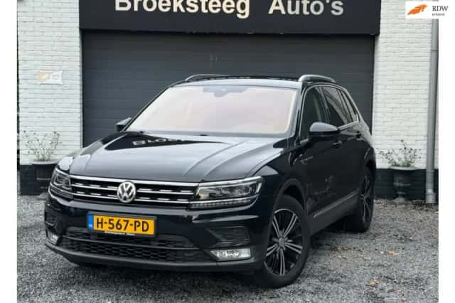 Volkswagen Tiguan (2016) thumbnail 1