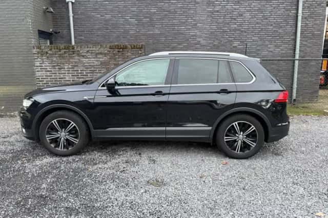 Volkswagen Tiguan (2016) thumbnail 6