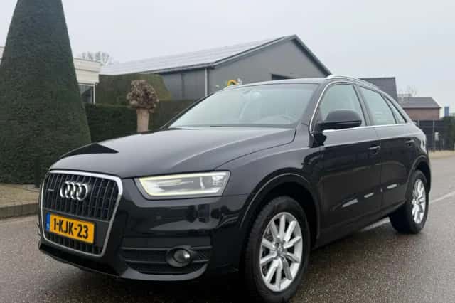 Audi Q3 (2013) thumbnail 1