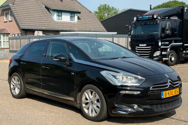Citroën DS5 (2013) thumbnail 3
