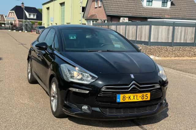 Citroën DS5 (2013) thumbnail 4