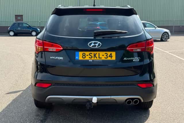 Hyundai Santa Fe (2013) thumbnail 6