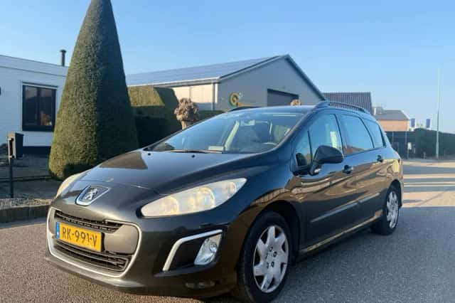 Peugeot 308 (2012) thumbnail 1