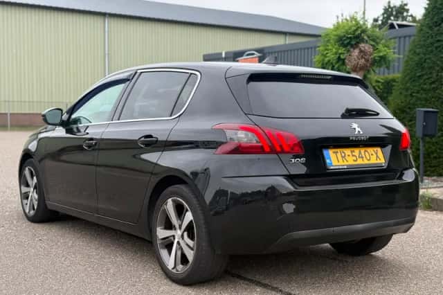 Peugeot 308 (2018) thumbnail 5