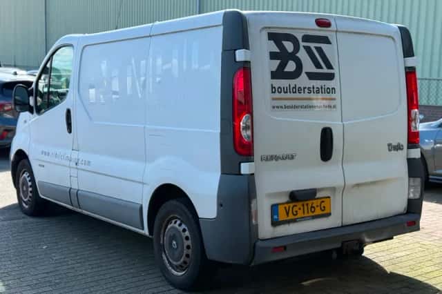 Renault Trafic (2013) thumbnail 4