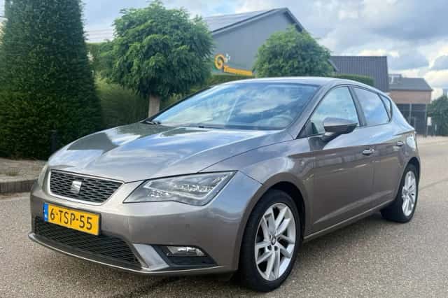 SEAT Leon (2014) thumbnail 1
