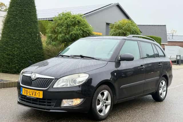 Škoda Fabia (2011) thumbnail 1