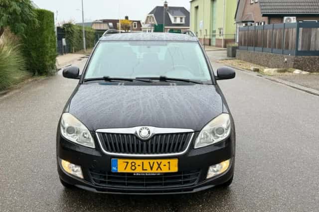 Škoda Fabia (2011) thumbnail 2