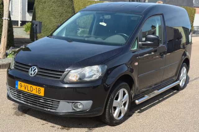 Volkswagen Caddy (2011) thumbnail 1