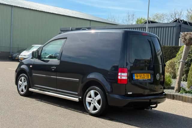 Volkswagen Caddy (2011) thumbnail 6