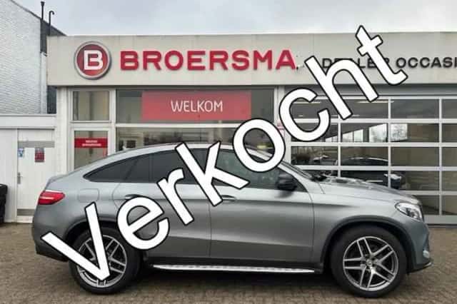 Mercedes-Benz GLE (2017) thumbnail 1