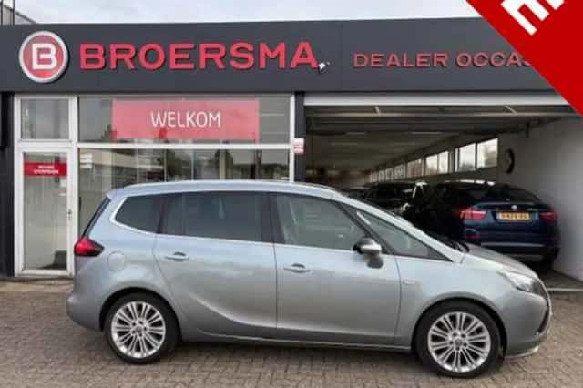 Opel Zafira (2013) thumbnail 1
