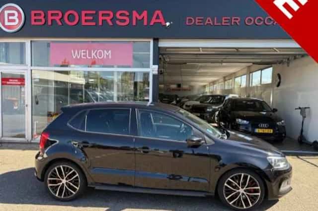 Volkswagen Polo (2011) thumbnail 1