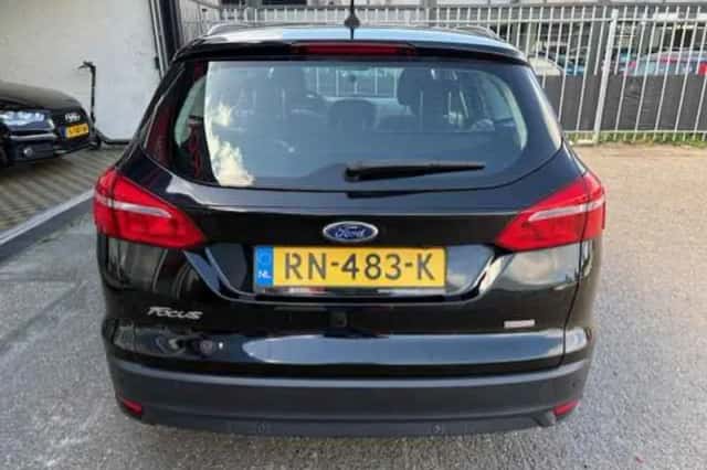 Ford Focus (2018) thumbnail 4