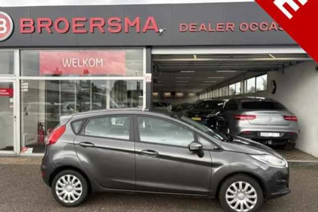 Ford Fiesta (2015) thumbnail 1