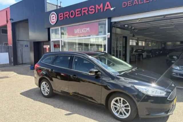 Ford Focus (2018) thumbnail 2