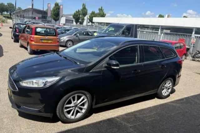Ford Focus (2018) thumbnail 4