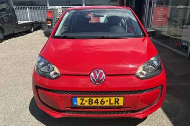 Volkswagen Up! (2013) thumbnail 3