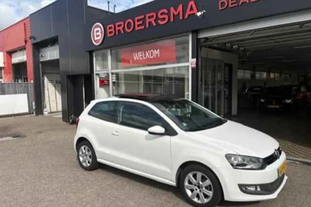 Volkswagen Polo (2011) thumbnail 2