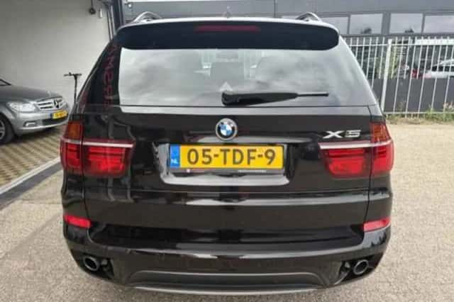 BMW X5 (2012) thumbnail 5