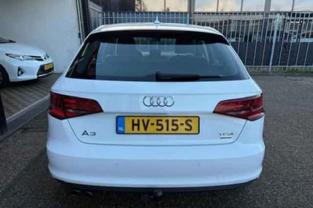 Audi A3 (2015) thumbnail 5