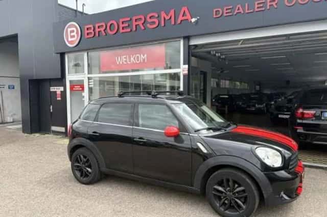 MINI Countryman (2013) thumbnail 2