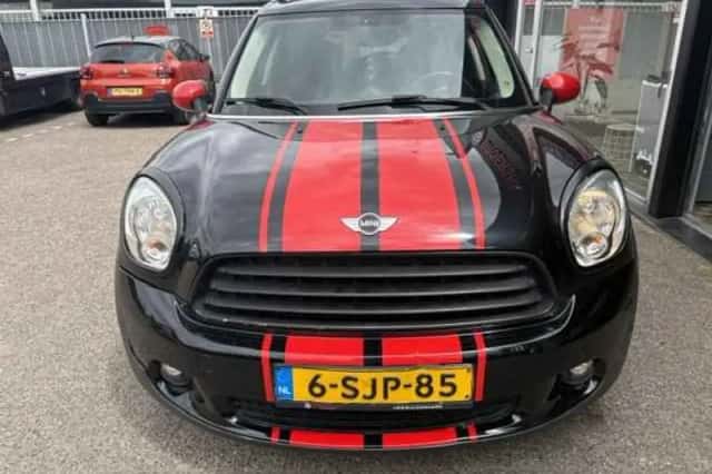 MINI Countryman (2013) thumbnail 3