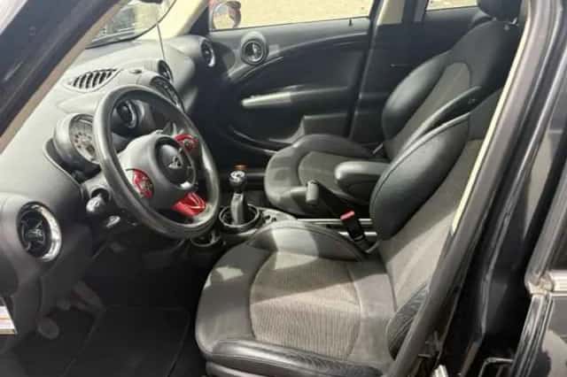 MINI Countryman (2013) thumbnail 6