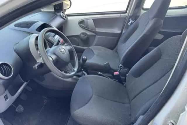 Toyota Aygo (2010) thumbnail 6