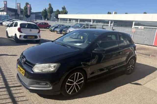 Volkswagen Polo (2012) thumbnail 4