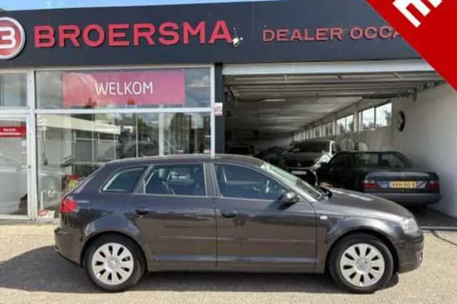 Audi A3 (2006) thumbnail 1