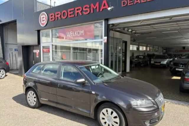 Audi A3 (2006) thumbnail 2