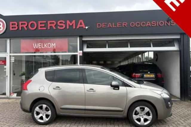 Peugeot 3008 (2012) thumbnail 1