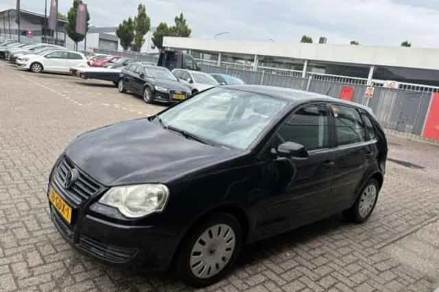 Volkswagen Polo (2008) thumbnail 4