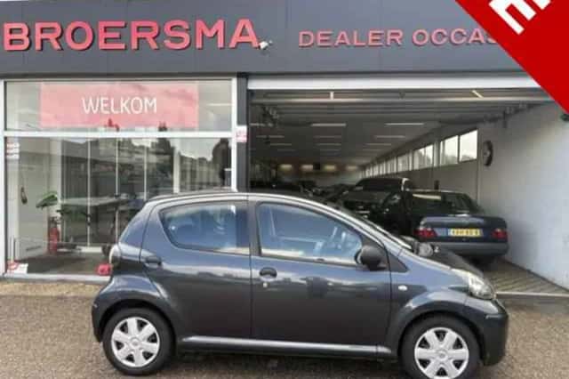 Toyota Aygo (2010) thumbnail 1