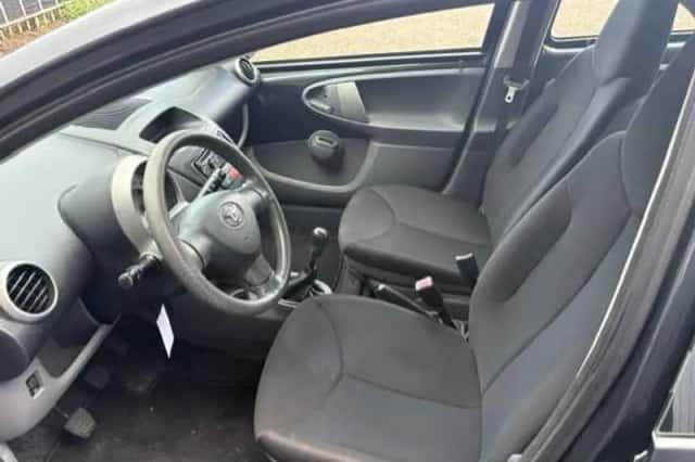 Toyota Aygo (2010) thumbnail 6