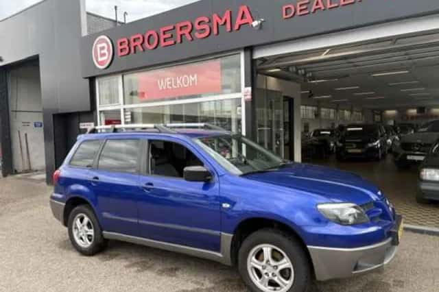 Mitsubishi Outlander (2006) thumbnail 2