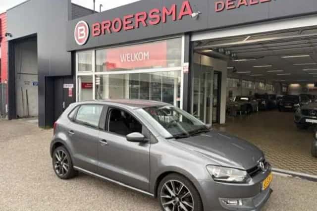 Volkswagen Polo (2012) thumbnail 2