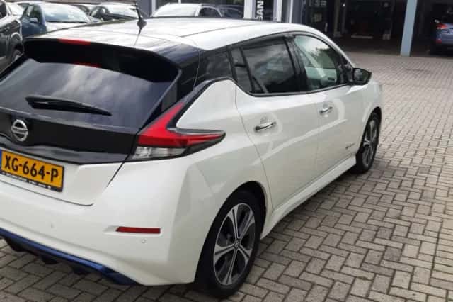 Nissan Leaf (2019) thumbnail 4