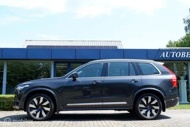Volvo XC90 (2019) thumbnail 4